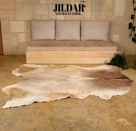 جاعد من الجلد الطبيعي